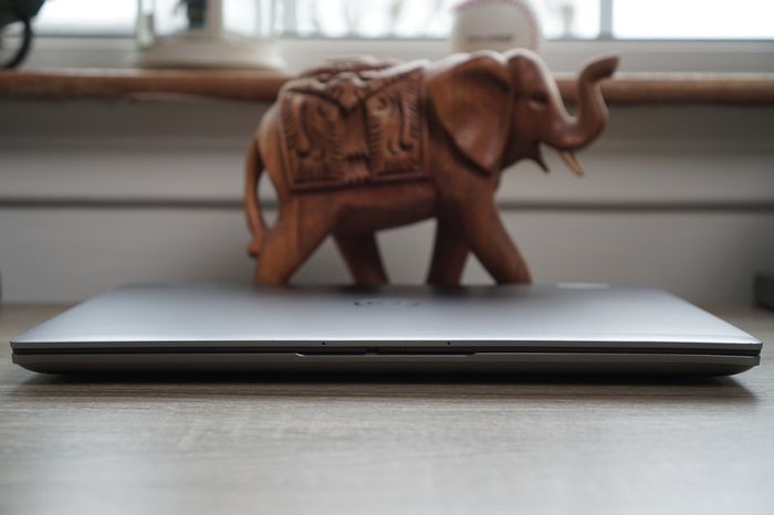Dell Latitude 7350 2-in-1 | QHD+ 500nits | 16GB | Core Ultra 5 125U | 5G + eSIM