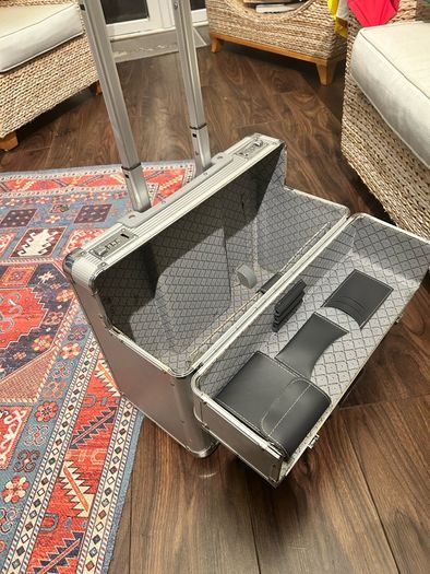sample case