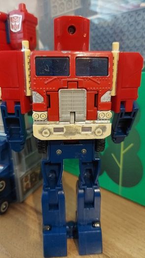 Transformer optimus prime 2002