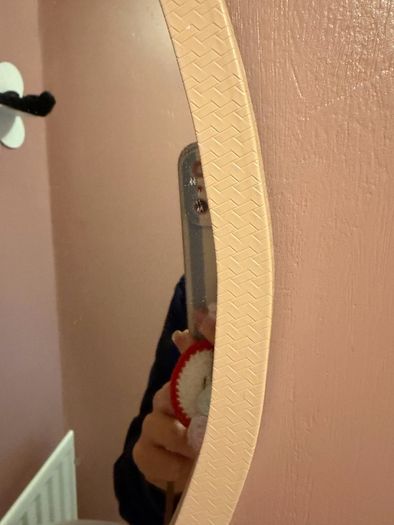 pink mirror