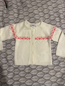 New - lovely baby girls cardigan 12-18 m