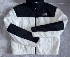The North Face Size L Gardenia White/Black Gosei Puffer Jacket