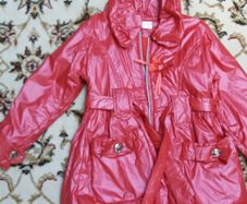 Girls red jacket 5-7yo