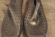 swim shoes