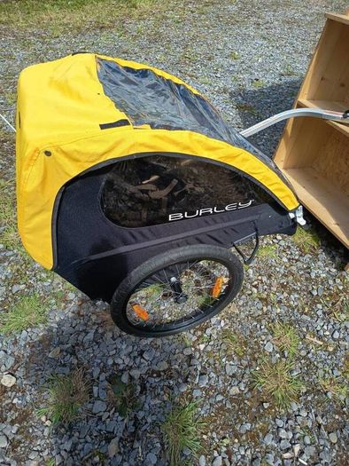 Burley Bee double bike trailer