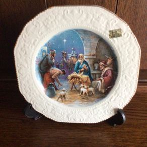 Vintage Carrigaline Cork Nativity picture plate
