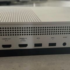 Microsoft Xbox One S White Excellent Working Condition