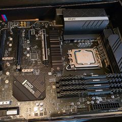 MSI Pro Z690-A WiFi DDR4 Motherboard Bundle with Intel i5-13600K CPU and 32GB DDR4 3000MHz RAM (4x8GB)