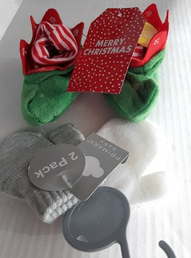 New baby booties and 2 pairs mittens