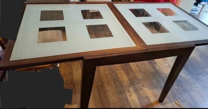 Extendable table