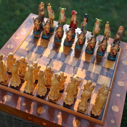 Vintage Chinese Style Chess Set