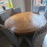 round oak table Image 3