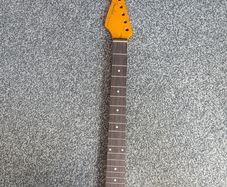 Reversed Strat Neck