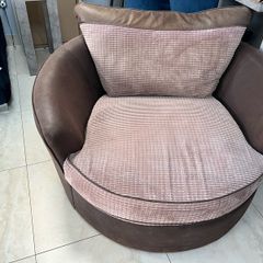 Circler swivel chair