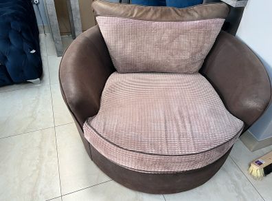 Circler swivel chair