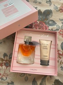 Lancome La Vie Est Belle perfume gift set