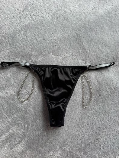 thong size L