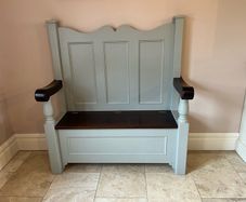 Bench seat with storage