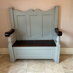 Bench seat with storage