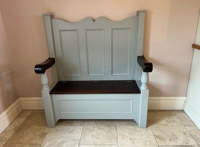 Bench seat with storage