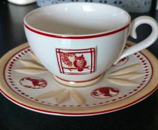 Villeroy and Boch "Christmas bakery -enjoyment" cup and saucer