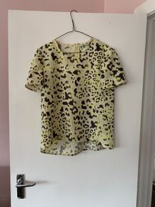 Whistles top