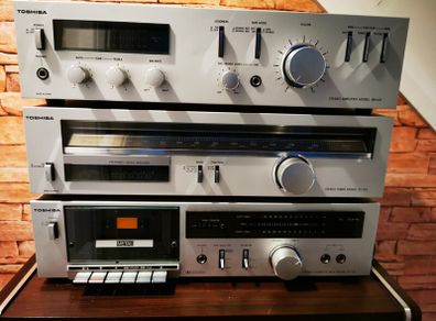 Vintage Toshiba separates