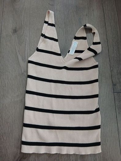Knit top