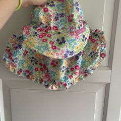 Jojo maman Bebe floral sun hat with neck flap age 2-3