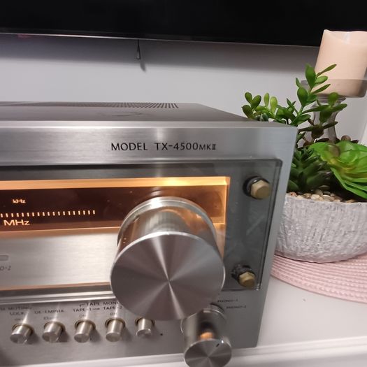 Onkyo TX 4500 MKII Giant Stereo Receiver 85w pc can run 3 Sets of Speakers has dual phono stage inputs Quartz-Locked beast absolutely mint like New fully professionally serviced