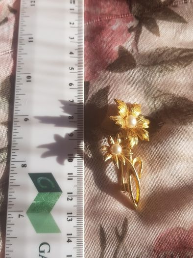 Vintage Brooch sale