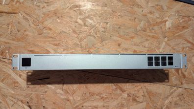 Unifi USW-Aggregation switch