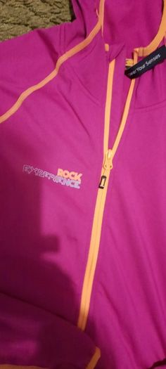 Hoodies and sweatshirts