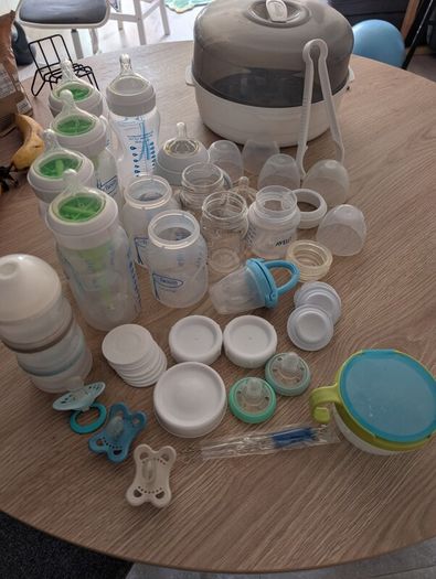 Dr Brown and Philips Avent (Used)