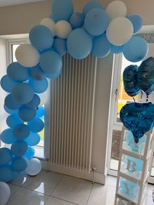 Balloon arch