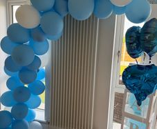 Balloon arch