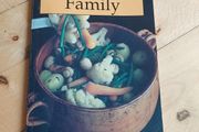 Bloomsbury Kitchen Library - Family - 1995