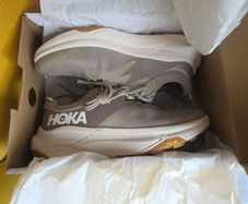 Hoka transport.