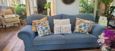 Classic sofa quick sale
