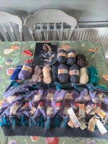 Wool and an unfinished jumper
