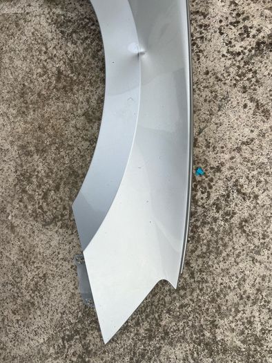 Skoda Superb Drivers  Wing