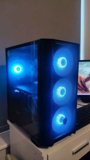 Gamer PC set Dragon Slayer Intel i5 10500 Core (10th gen) With GTX 1070 8 GB and 27 inch LG monitor
