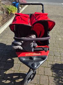 Out & About Nipper Double Buggy V4