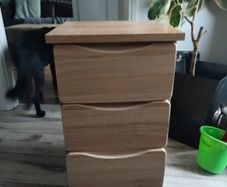 bedside locker free to take away