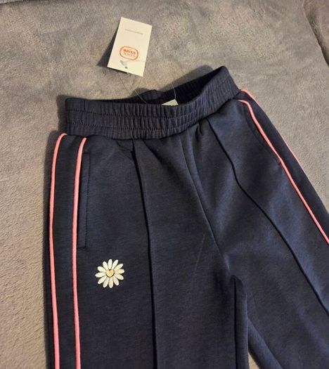 Tracksuit Bottoms / Jogger (2-3 years)