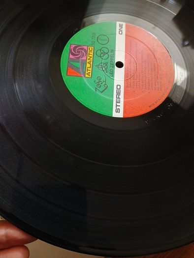 Led zeppelin albums II and IV(US)