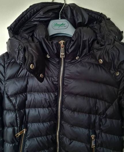 Holland copper down puffer jacker Size medium Pit to pit 20" black Hooded in good condition