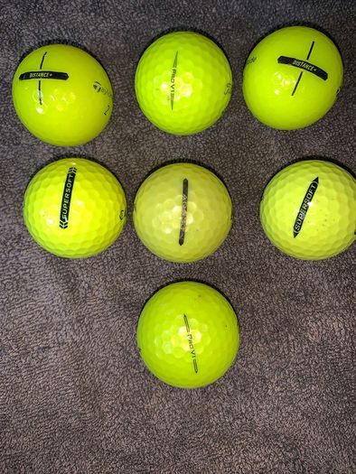 High Grade Yellow golf balls (7)