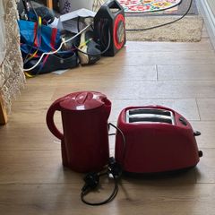 Red electronics