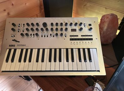 Korg Minilogue